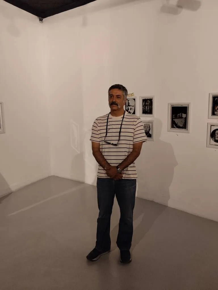 «چهره در آینه»